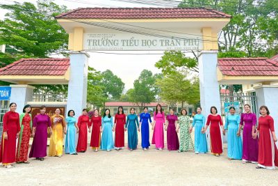 ??? HƯỞNG ỨNG “TUẦN LỄ ÁO DÀI” CHÀO MỪNG NGÀY QUỐC TẾ PHỤ NỮ 8/3.